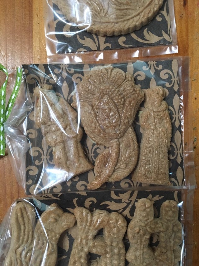Glazed Speculaas / Specula’s or Lebkuchen Spice Cookies 1 Dozen Assorted Gingerbread