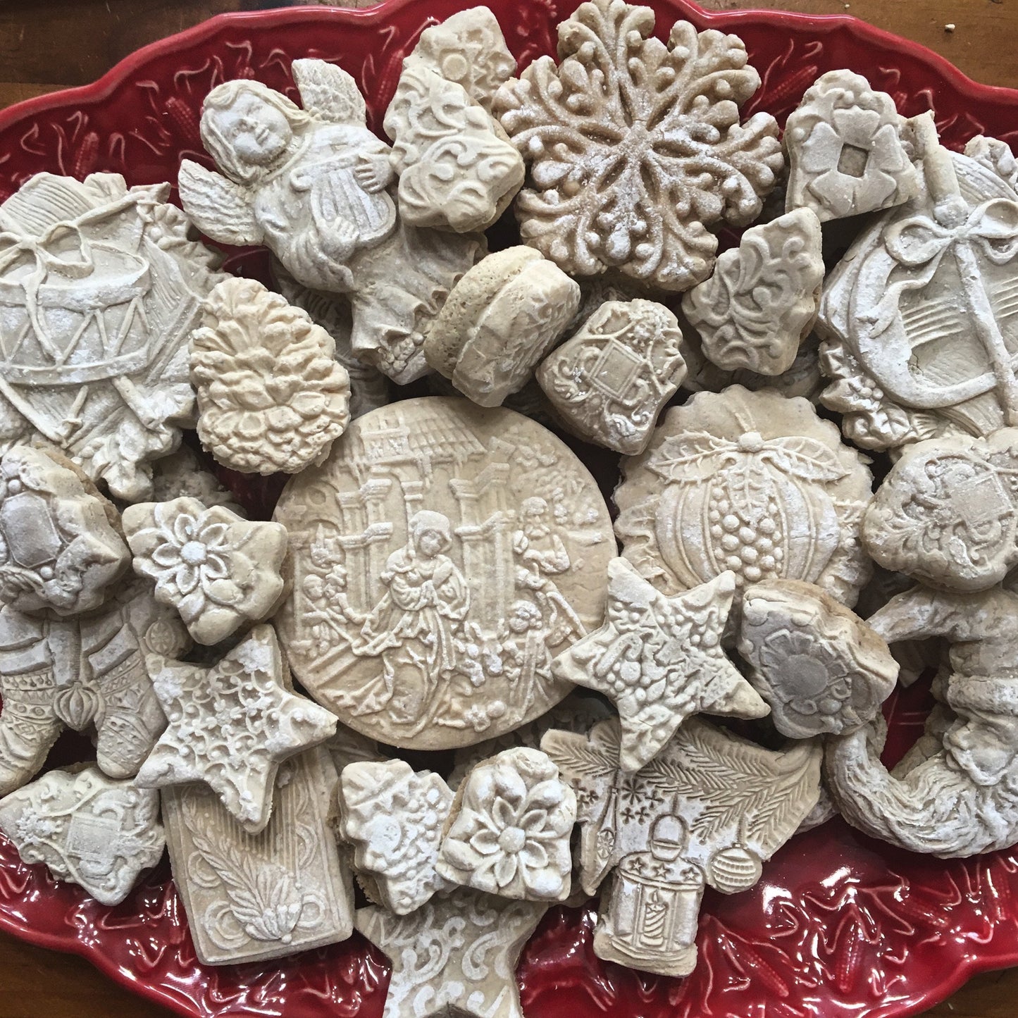 24 Vintage Christmas Tea Cake Cookies Anise Victorian Egg Nog Springerle and Gingerbread, Speculaas, Speculoos German
