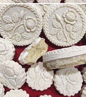 4" Vintage Victorian Heart Southern Handcut Tea Cake cookies Valentine Baby Shower Wedding Mother’s Day sweets Anise & Strawberry Springerle