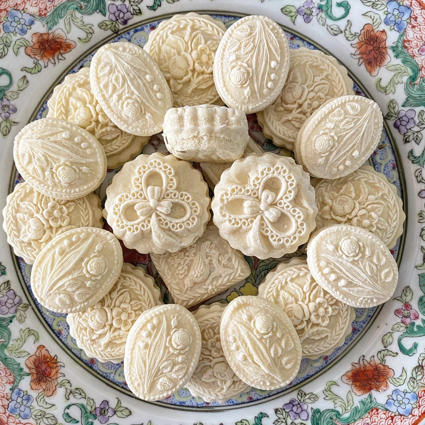 Saint St Patrick’s Day Tea Cakes Soft Springerle Shamrock Leprechaun