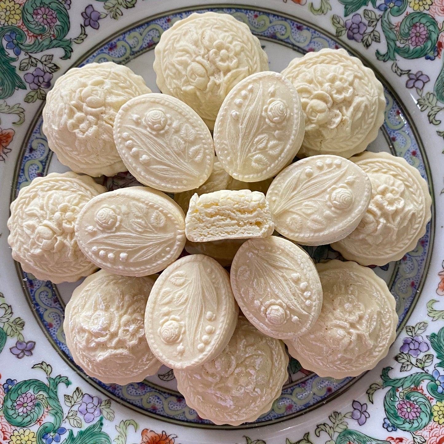 Father’s Day 1 Dozen Traditional Anise or Assorted flavor Soft German Springerle Cookies Southern Tea Cake Favors Springli Springerli