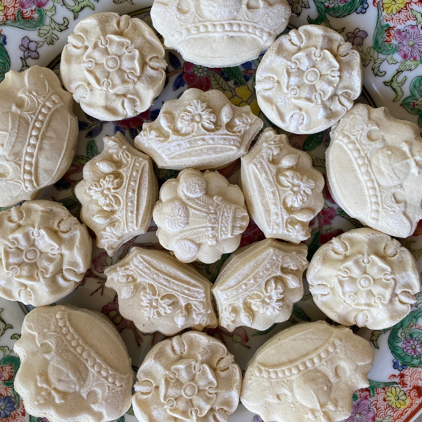 24 King Charles Coronation theme white vanilla teacakes